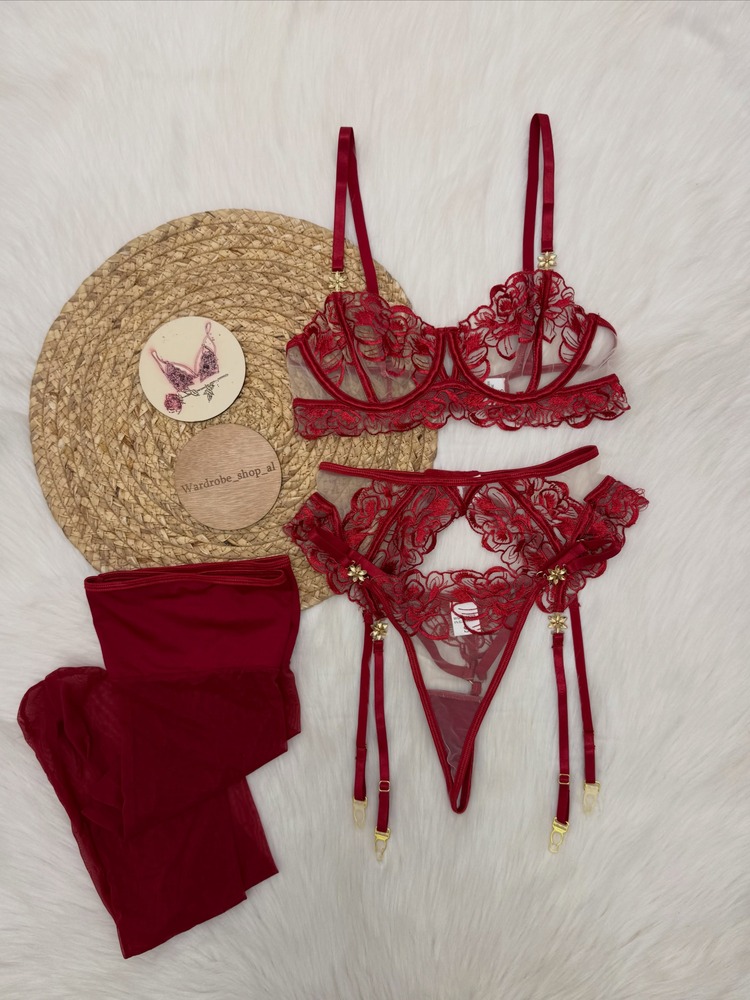 Women's Burgundy Lace Lingerie - đánh giá và giá Lace Bralette Set
